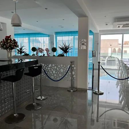 Sunny Blue Apartment Ayia Napa