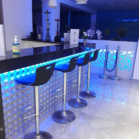 Sunny Blue アパート *